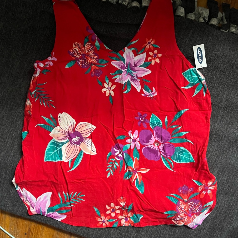 Old Navy Tank NWT